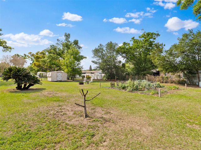 322 HOLLOWTREE DRIVE, Seffner, FL 33584