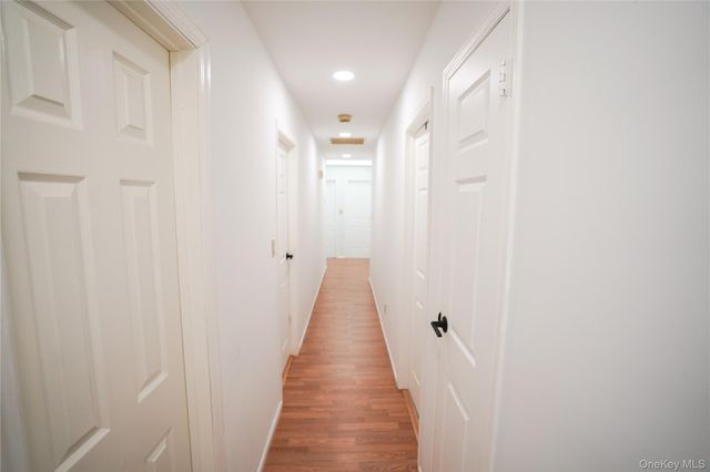 90 Rockland Drive, Jericho, NY 11753