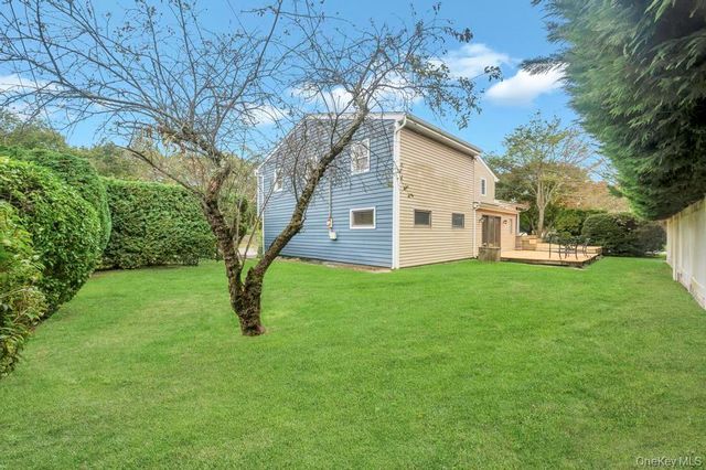 90 Rockland Drive, Jericho, NY 11753