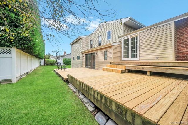 90 Rockland Drive, Jericho, NY 11753