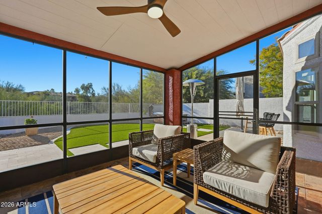 16457 E ASHBROOK Drive B, Fountain Hills, AZ 85268