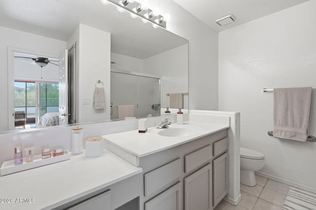 16457 E ASHBROOK Drive B, Fountain Hills, AZ 85268