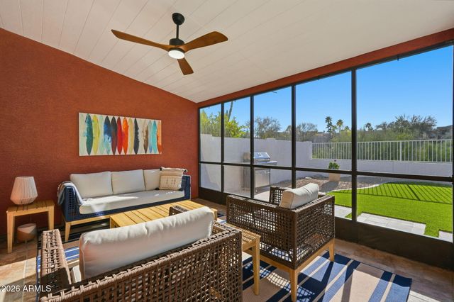 16457 E ASHBROOK Drive B, Fountain Hills, AZ 85268