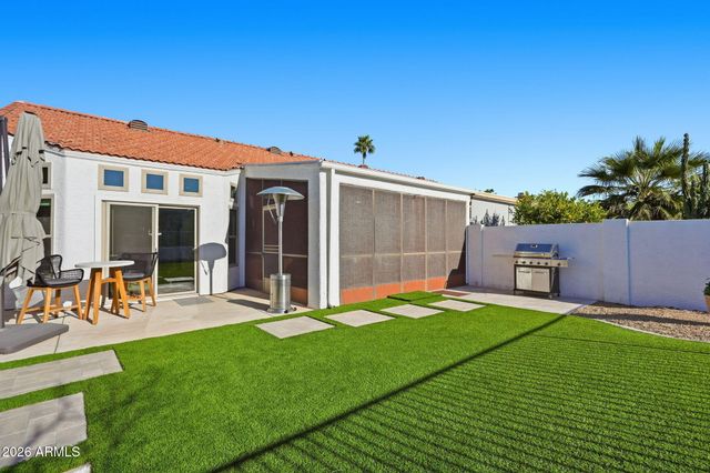 16457 E ASHBROOK Drive B, Fountain Hills, AZ 85268