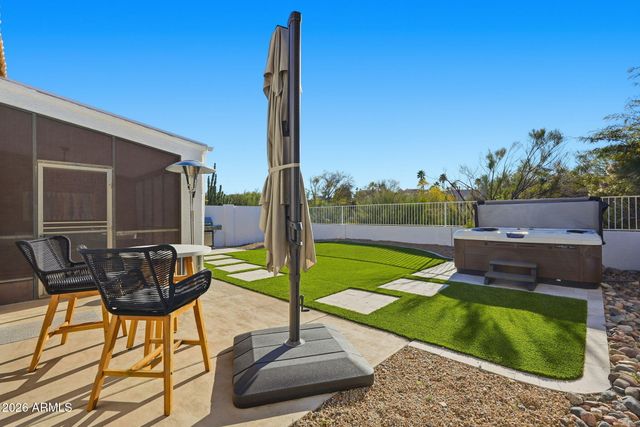 16457 E ASHBROOK Drive B, Fountain Hills, AZ 85268