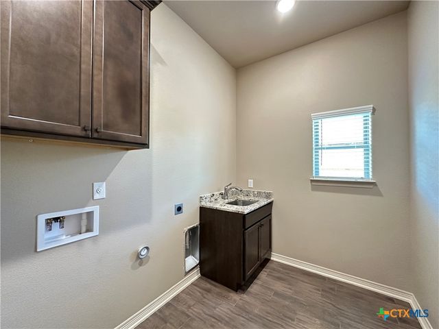 214 Desert Holly Drive, Temple, TX 76502