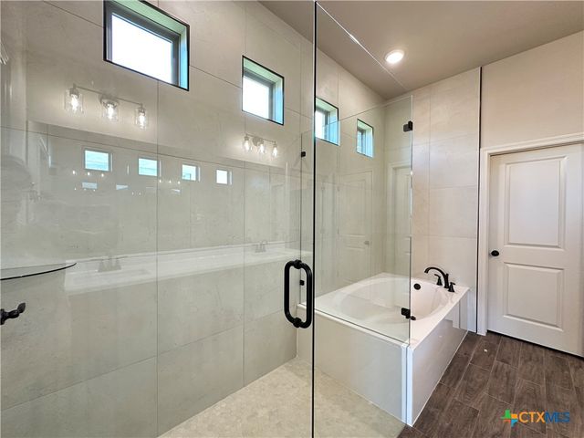 214 Desert Holly Drive, Temple, TX 76502