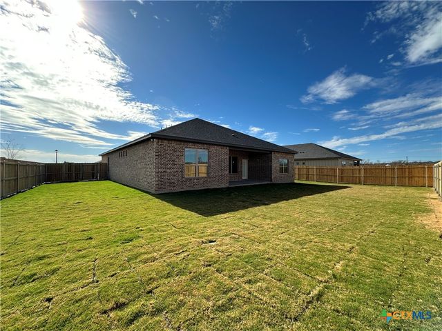 214 Desert Holly Drive, Temple, TX 76502