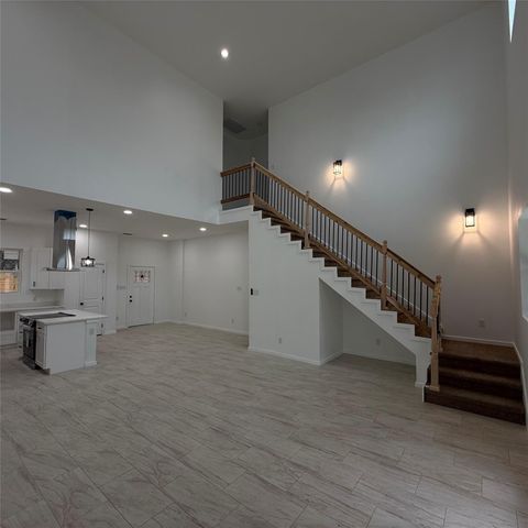 118 Crazy Cross RD, Wimberley, TX 78676