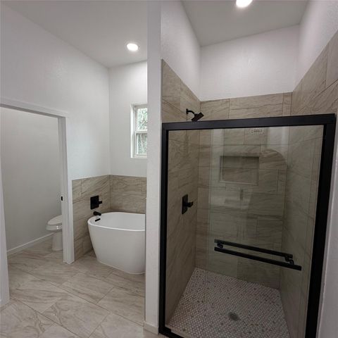 118 Crazy Cross RD, Wimberley, TX 78676