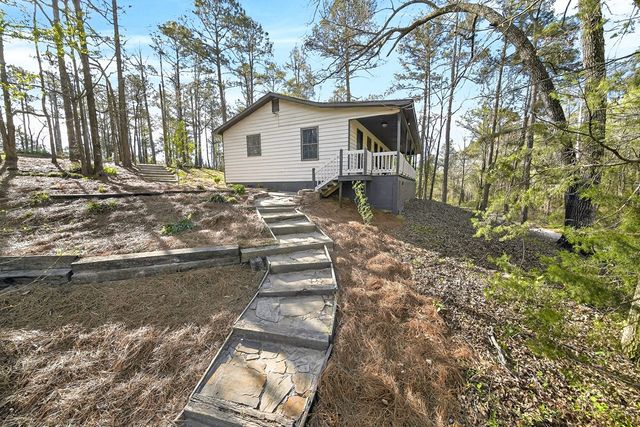 12 Camellia Lane, Box Springs, GA 31801