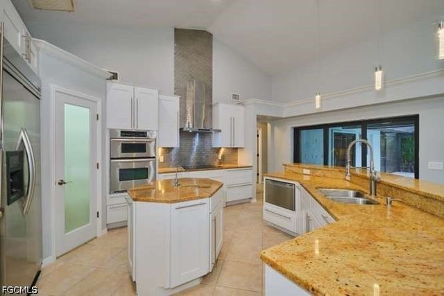 28505 Sombrero DR, Bonita Springs, FL 34135