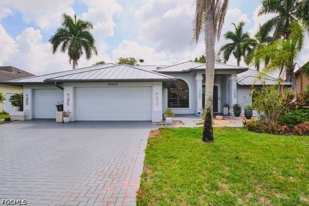 28505 Sombrero DR, Bonita Springs, FL 34135