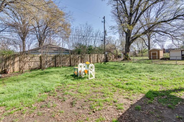 5136 WOODLARK AVE, Memphis, TN 38117