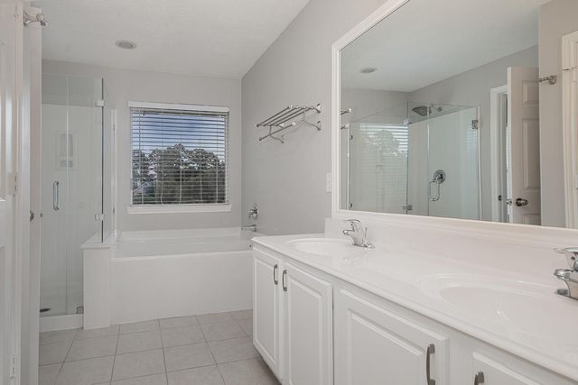 247 W Stedhill Loop, The Woodlands, TX 77384