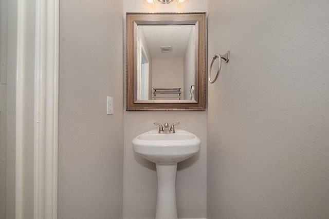 247 W Stedhill Loop, The Woodlands, TX 77384