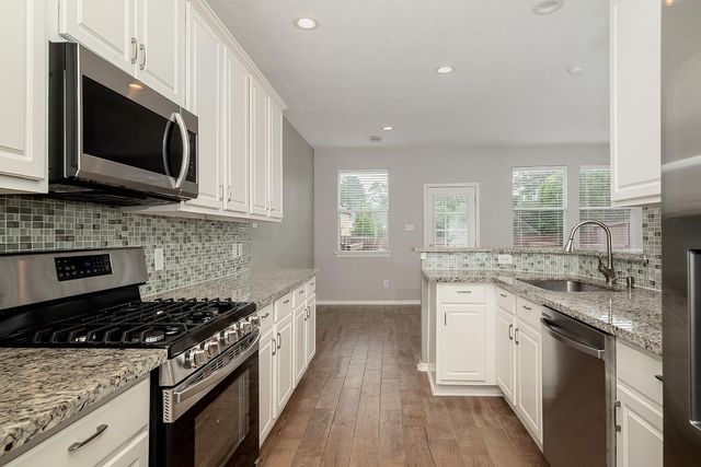 247 W Stedhill Loop, The Woodlands, TX 77384