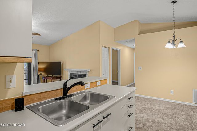 681 Wellington Station Blvd Apt 10, Ormond Beach, FL 32174