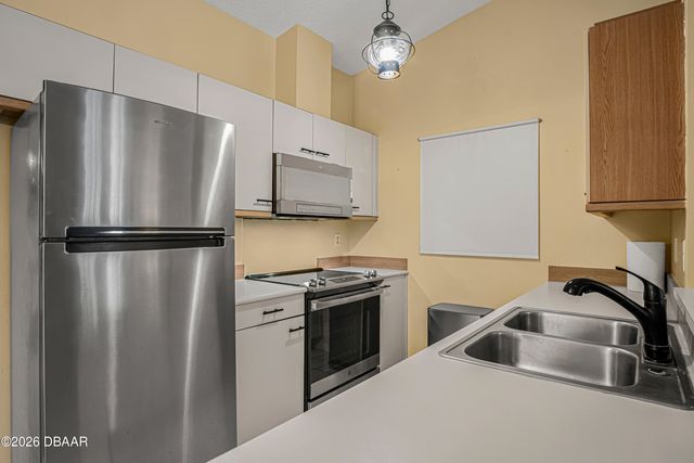 681 Wellington Station Blvd Apt 10, Ormond Beach, FL 32174