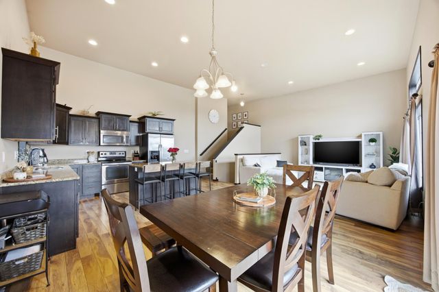 923 42nd Avenue W, West Fargo, ND 58078