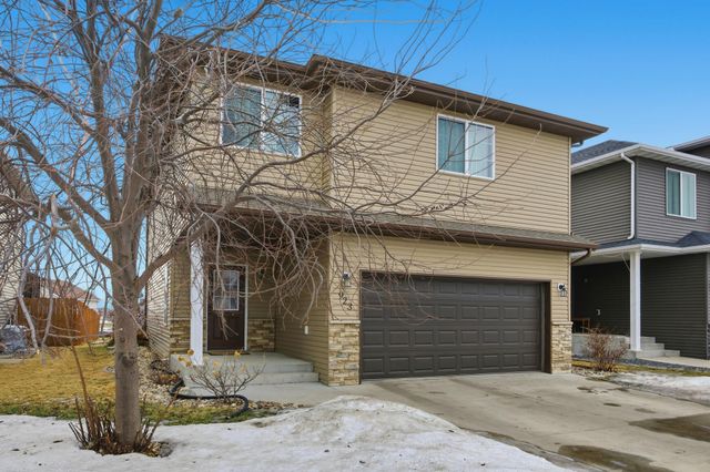 923 42nd Avenue W, West Fargo, ND 58078