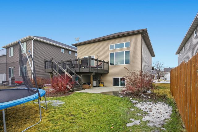 923 42nd Avenue W, West Fargo, ND 58078