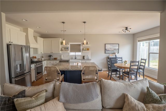 4710 W Canyon Run Drive, Fayetteville, AR 72704