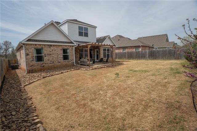 4710 W Canyon Run Drive, Fayetteville, AR 72704