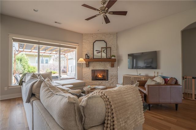 4710 W Canyon Run Drive, Fayetteville, AR 72704