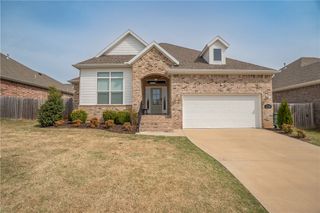4710 W Canyon Run Drive, Fayetteville, AR 72704