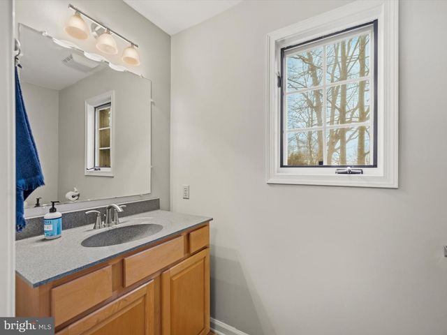 63 HACKBERRY CIR, Shepherdstown, WV 25443