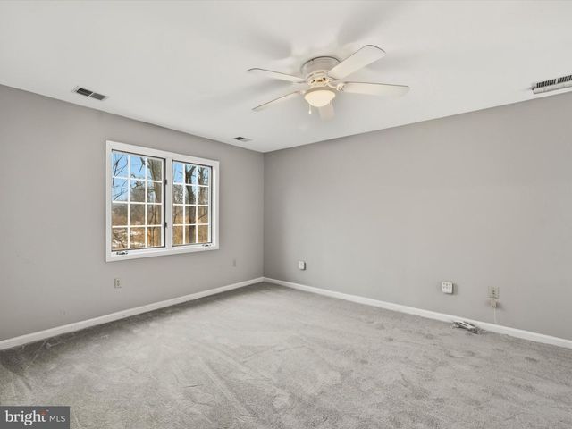 63 HACKBERRY CIR, Shepherdstown, WV 25443