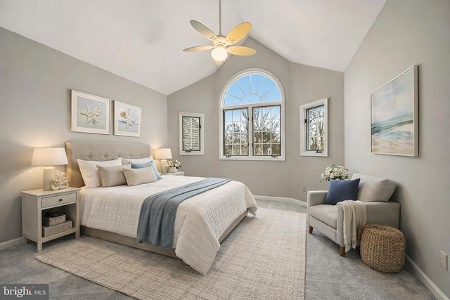 63 HACKBERRY CIR, Shepherdstown, WV 25443