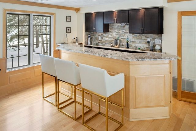 6 Cabral Drive, Middleton, MA 01949