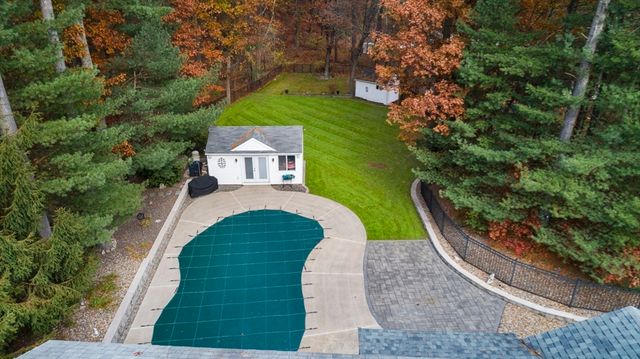 6 Cabral Drive, Middleton, MA 01949