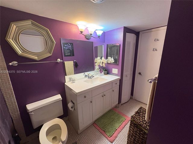 4152 Inverrary Dr 303, Lauderhill, FL 33319