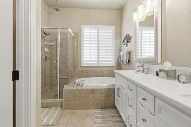 816 Hildebrand Cir, Folsom, CA 95630