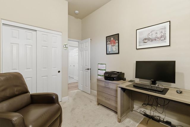 816 Hildebrand Cir, Folsom, CA 95630