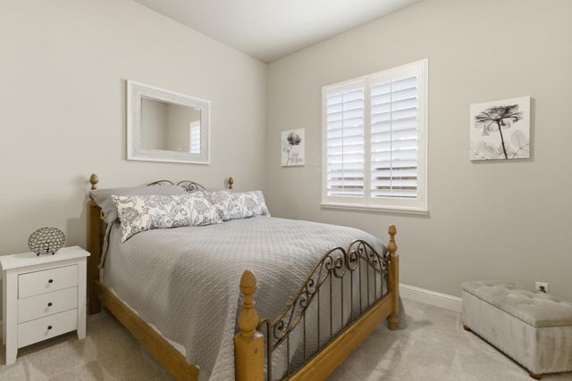 816 Hildebrand Cir, Folsom, CA 95630