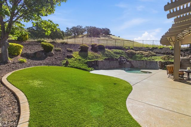 816 Hildebrand Cir, Folsom, CA 95630