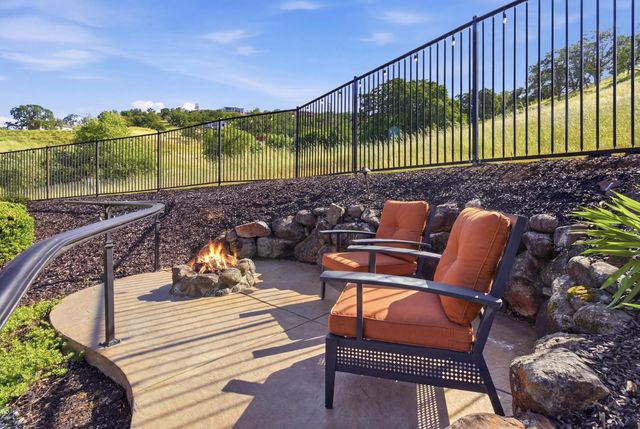 816 Hildebrand Cir, Folsom, CA 95630