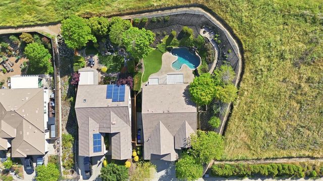 816 Hildebrand Cir, Folsom, CA 95630