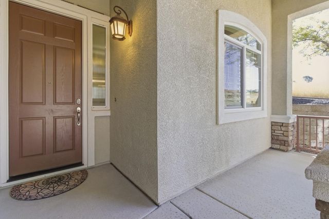 816 Hildebrand Cir, Folsom, CA 95630