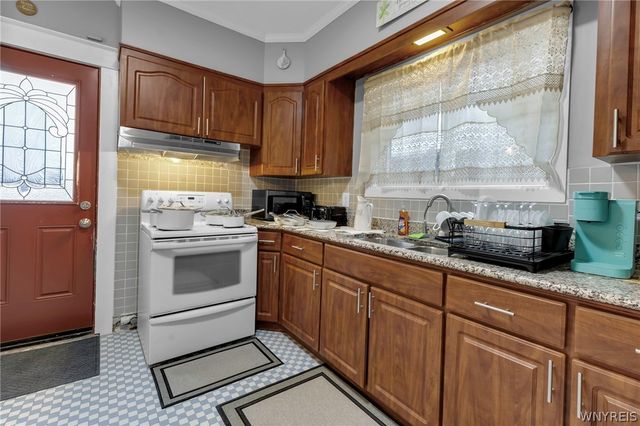 549 15th Street, Niagara Falls, NY 14301