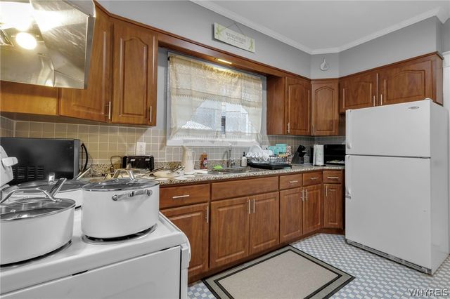 549 15th Street, Niagara Falls, NY 14301