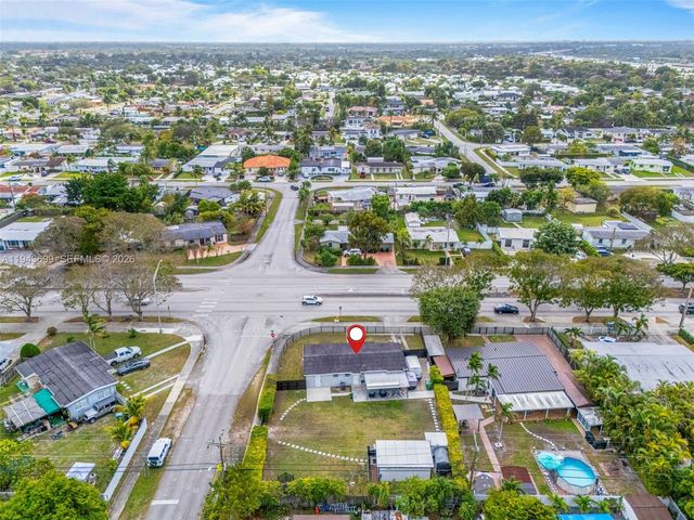 11401 SW 56th St, Miami, FL 33165