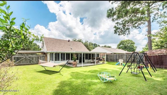 104 Chaumont Drive, Lafayette, LA 70506