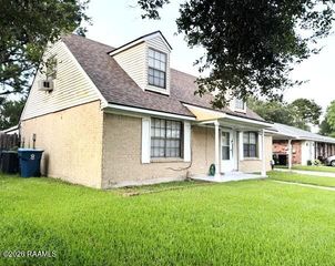 104 Chaumont Drive, Lafayette, LA 70506