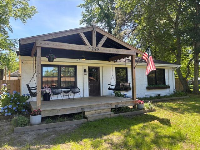 1725 Pike ST, Suffolk, VA 23433
