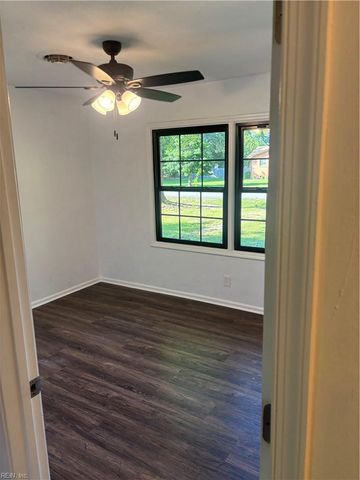 1725 Pike ST, Suffolk, VA 23433